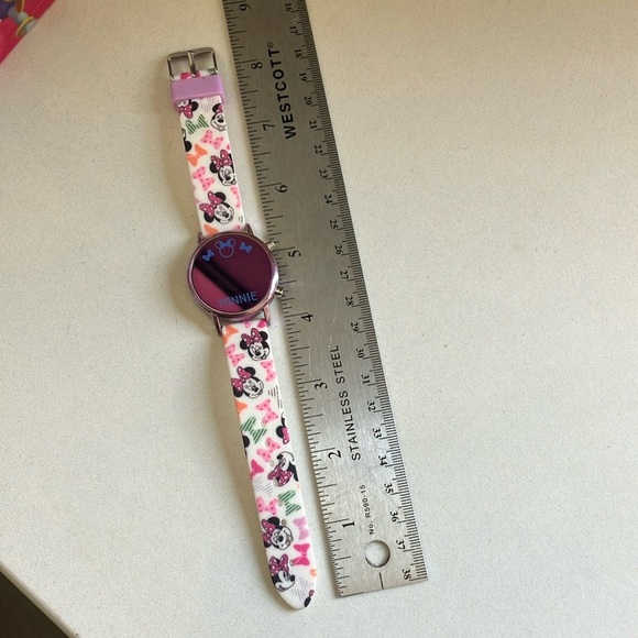 Disney Minnie Mouse LED Kids Watch for ages 6+ - Picture 14 of 16